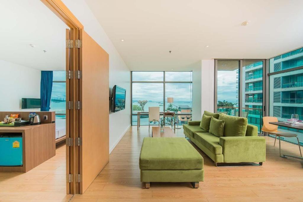 Seven Zea Chic Hotel Pattaya Luaran gambar