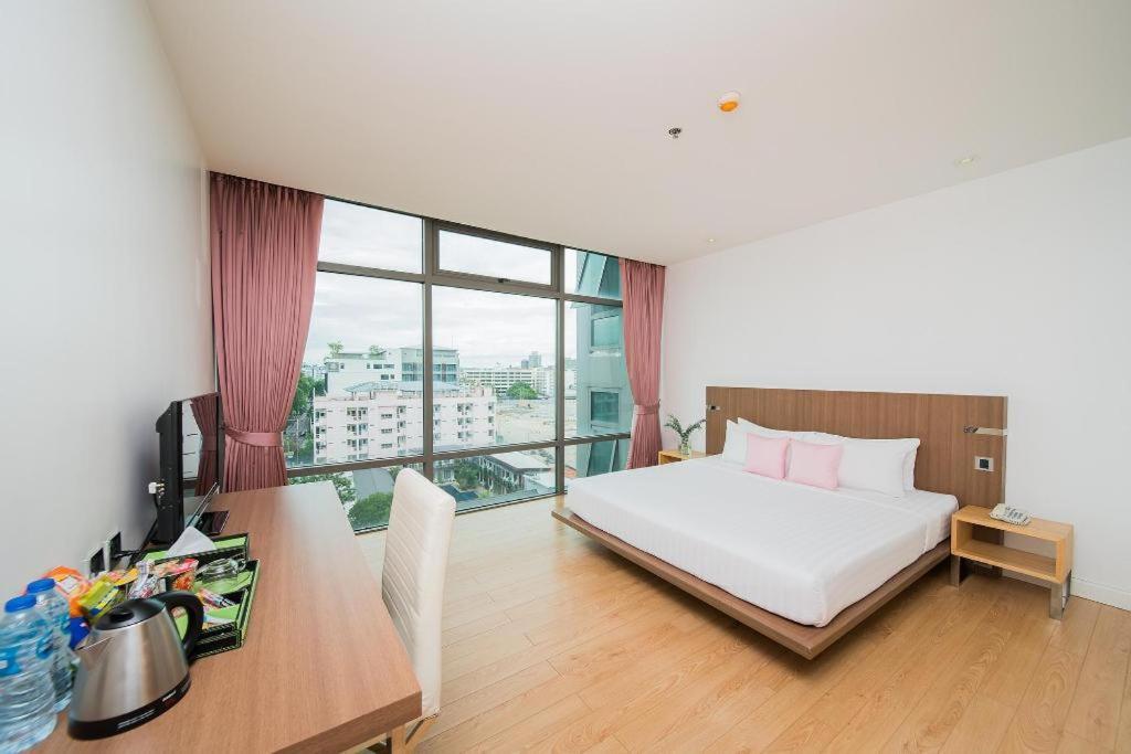 Seven Zea Chic Hotel Pattaya Luaran gambar